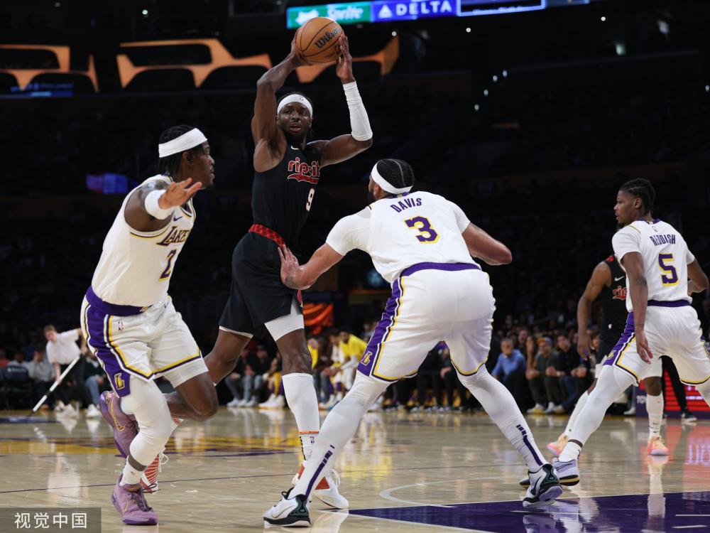 中占据优势 中占据优势